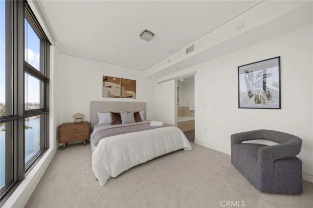 9 MacArthur Place N502, Santa Ana, CA 92707