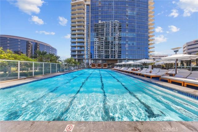 9 MacArthur Place N502, Santa Ana, CA 92707