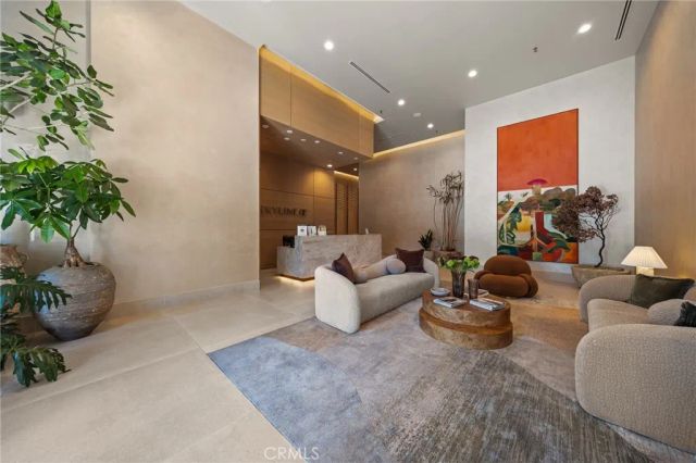 9 MacArthur Place N502, Santa Ana, CA 92707