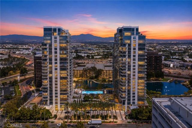 9 MacArthur Place N502, Santa Ana, CA 92707