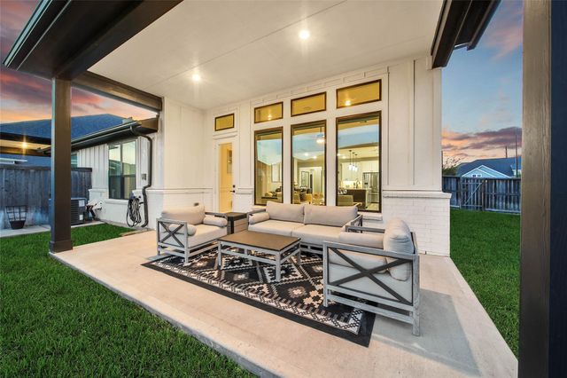 6439 Pomegranate Blossom Drive, Katy, TX 77493