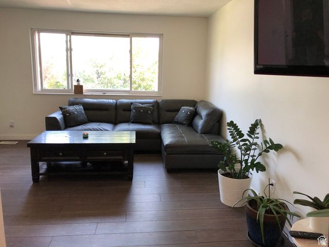 5423 W 5540 S, Kearns, UT 84118