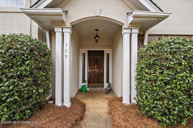 309 Maplewood Place, Ridgeland, MS 39157