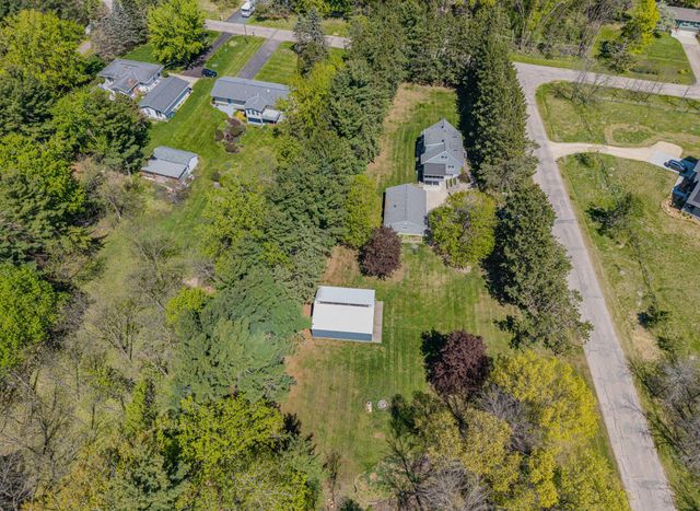 4420 Odegard Avenue N, Stillwater, MN 55082