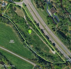 3140 George Light Rd, Knoxville, TN 37931