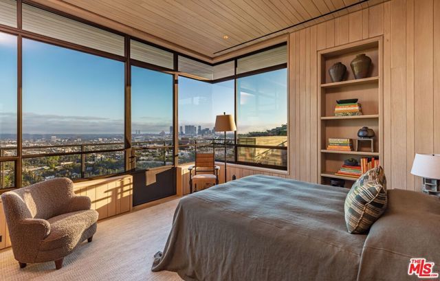 7661 Curson Terrace, Los Angeles, CA 90046