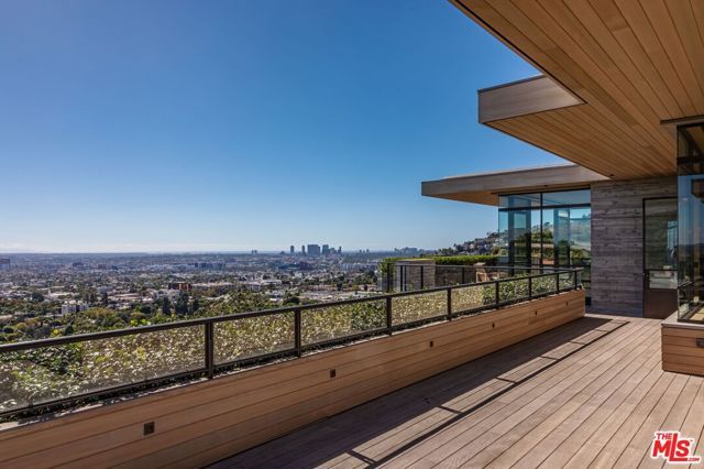 7661 Curson Terrace, Los Angeles, CA 90046