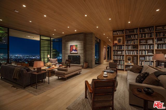 7661 Curson Terrace, Los Angeles, CA 90046