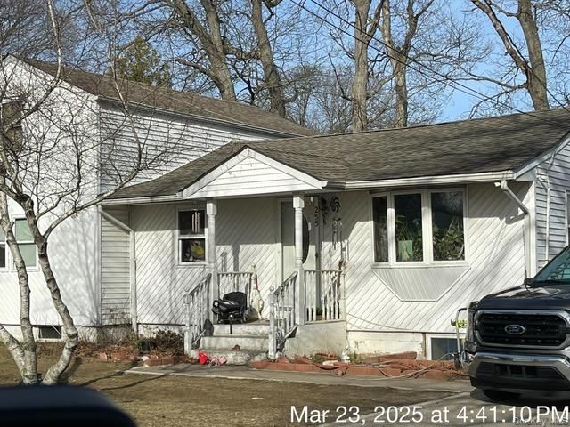 255 Jayne Boulevard, Port Jefferson Station, NY 11776