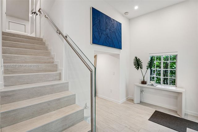 1231 15th Ter 5, Miami Beach, FL 33139