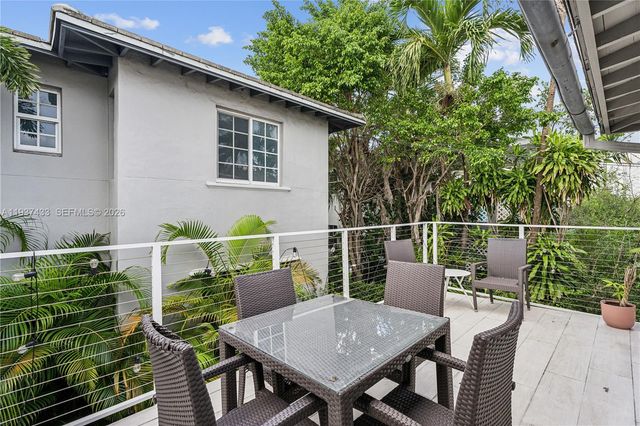 1231 15th Ter 5, Miami Beach, FL 33139