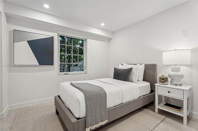 1231 15th Ter 5, Miami Beach, FL 33139
