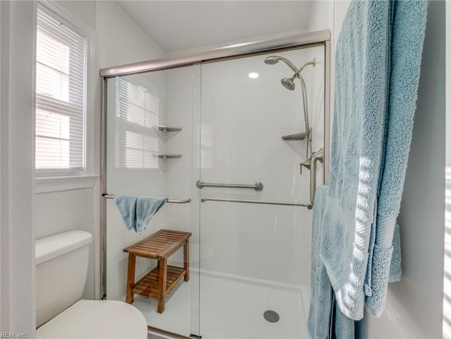 217 Robertson ST, Williamsburg, VA 23185