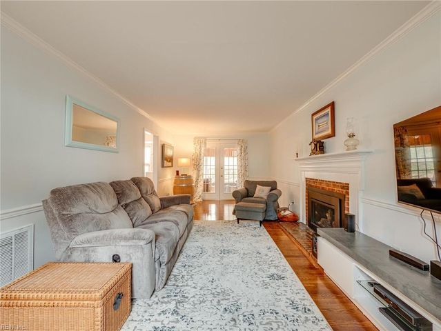 217 Robertson ST, Williamsburg, VA 23185