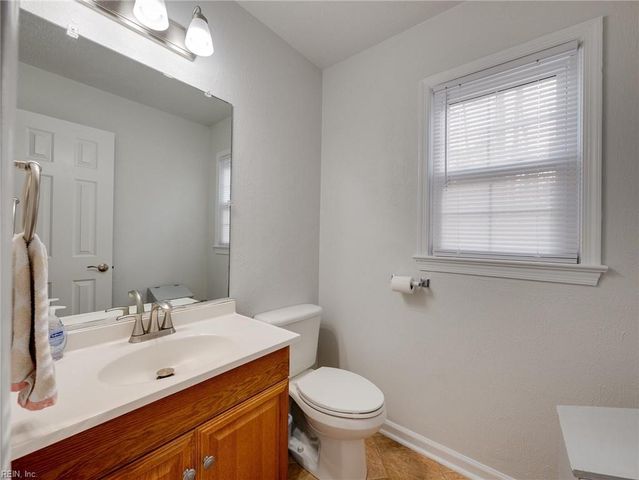 217 Robertson ST, Williamsburg, VA 23185