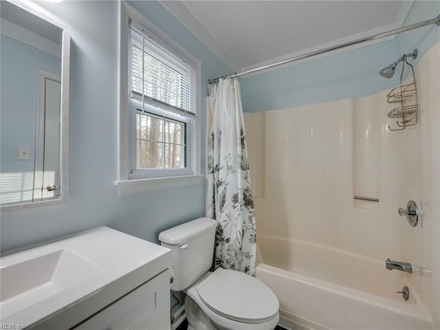 217 Robertson ST, Williamsburg, VA 23185