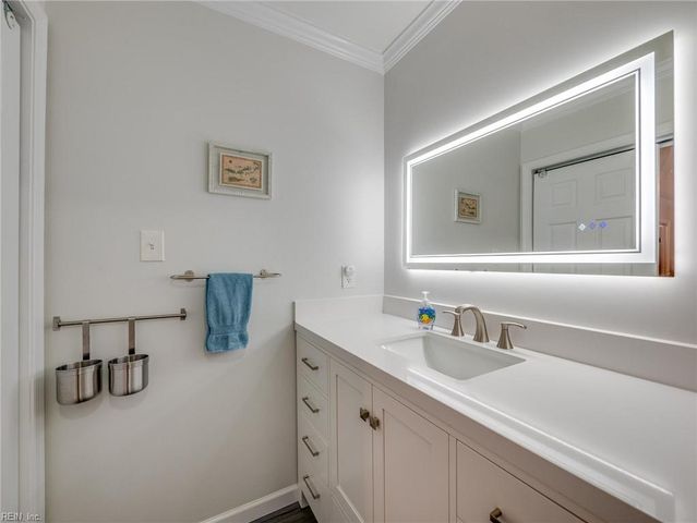 217 Robertson ST, Williamsburg, VA 23185