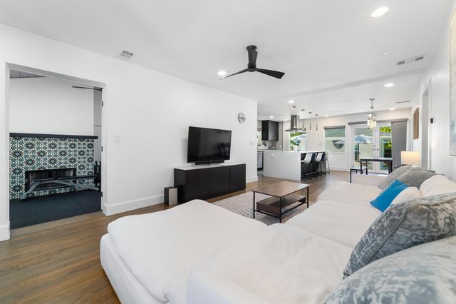 425 32nd Street, West Palm Beach, FL 33407
