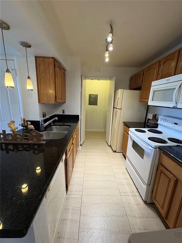 5601 ROSEBRIAR WAY 106, Orlando, FL 32822