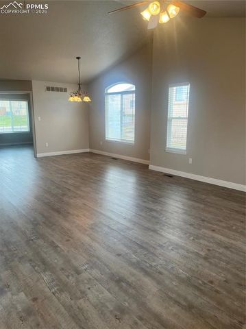 4315 Outlook Boulevard B, Pueblo, CO 81008