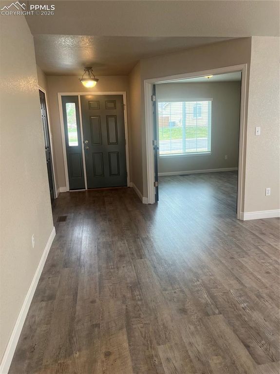 4315 Outlook Boulevard B, Pueblo, CO 81008 — photo 4