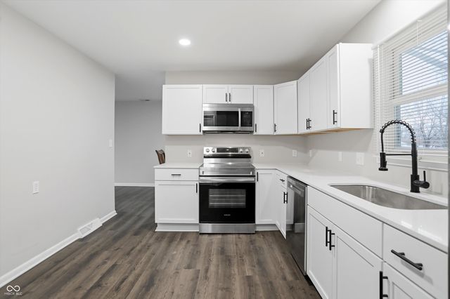 516 Payton Avenue, Indianapolis, IN 46219