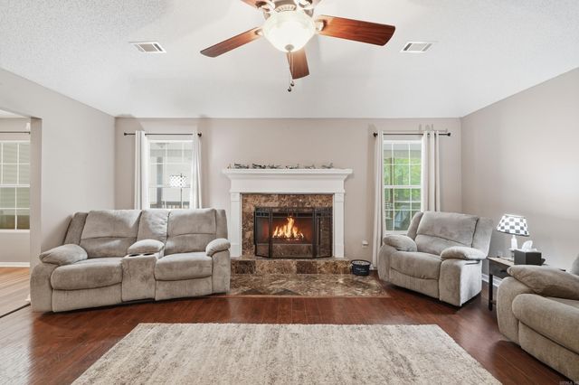 4169 Peeler Bend Road, Benton, AR 72019