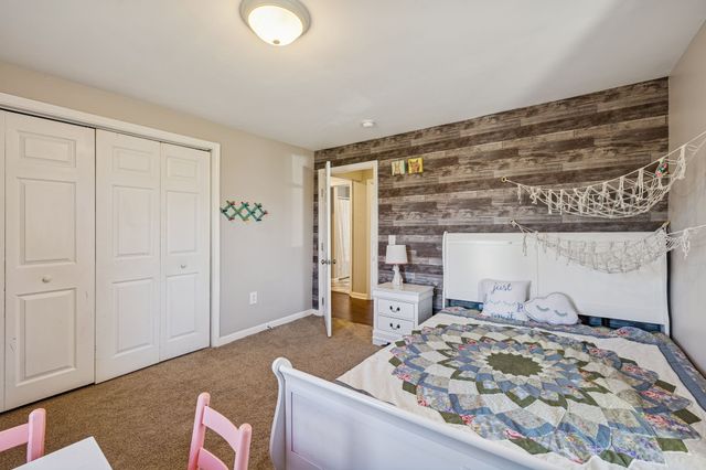 411 Purtle Rd, Lafayette, TN 37083