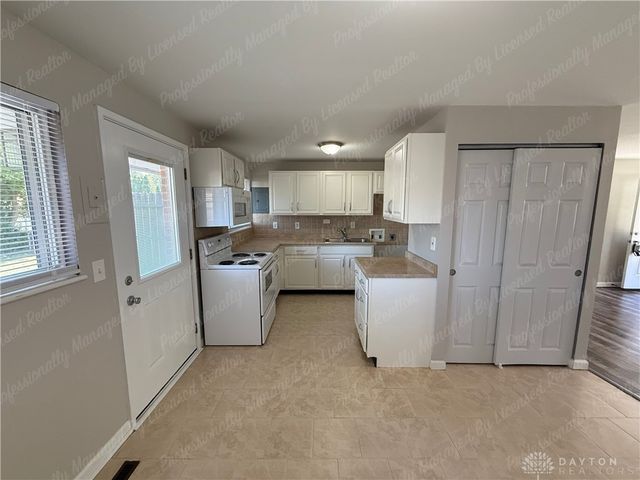 5678 Tomberg Street, Dayton, OH 45424