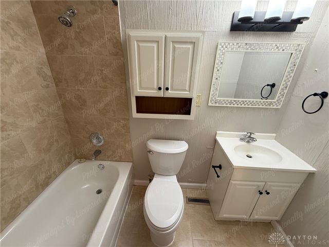 5678 Tomberg Street, Dayton, OH 45424