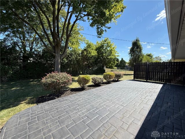 5678 Tomberg Street, Dayton, OH 45424