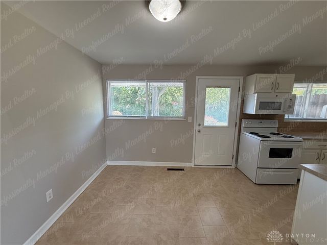 5678 Tomberg Street, Dayton, OH 45424