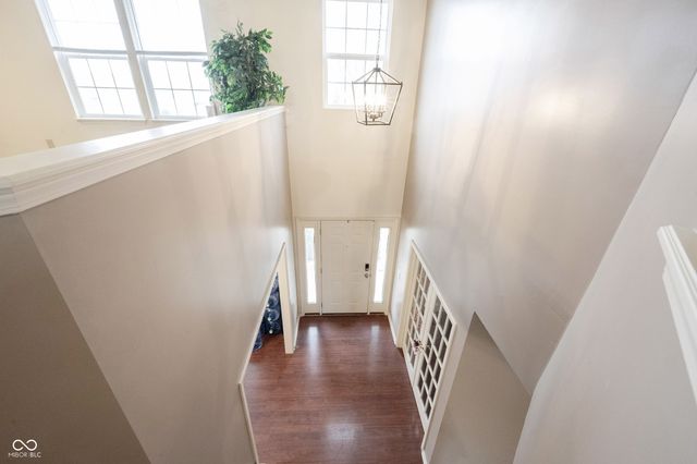5841 W Port Drive, Mccordsville, IN 46055