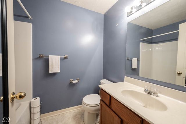 5841 W Port Drive, Mccordsville, IN 46055