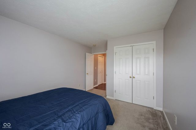 5841 W Port Drive, Mccordsville, IN 46055