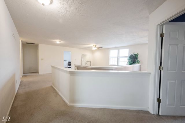 5841 W Port Drive, Mccordsville, IN 46055