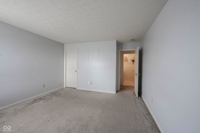 5841 W Port Drive, Mccordsville, IN 46055