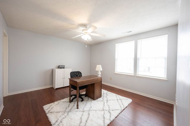 5841 W Port Drive, Mccordsville, IN 46055
