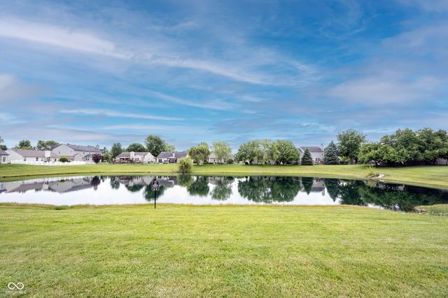 5841 W Port Drive, Mccordsville, IN 46055