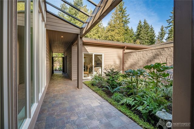 8778 Clubhouse Point Drive, Blaine, WA 98230