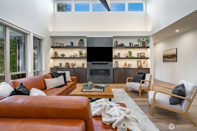 8778 Clubhouse Point Drive, Blaine, WA 98230