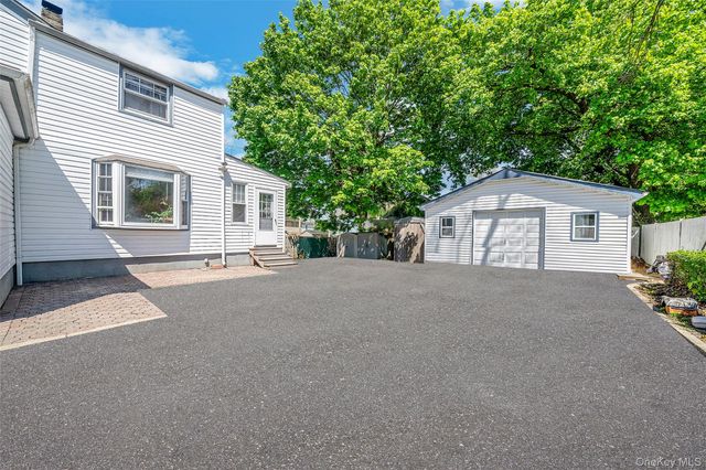 37 Grant Avenue, Brentwood, NY 11717