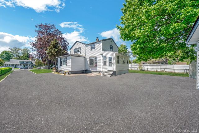 37 Grant Avenue, Brentwood, NY 11717