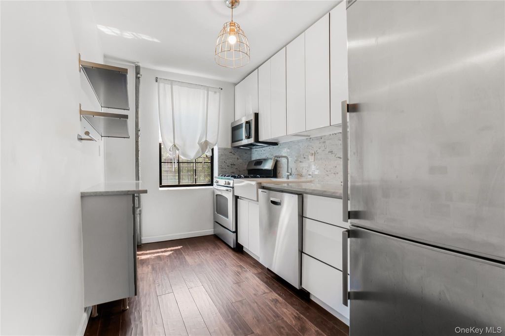 43-17 47th Street D-43, Sunnyside, NY 11104 — photo 5