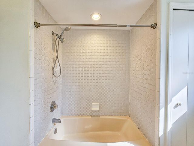 28 BOTANY LANE, Palm Coast, FL 32137