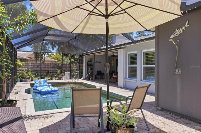 3828 EASTON STREET, Sarasota, FL 34238