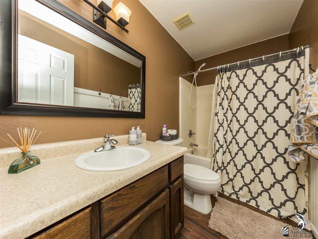 8166 E Lorenzo Ln, Yuma, AZ 85365