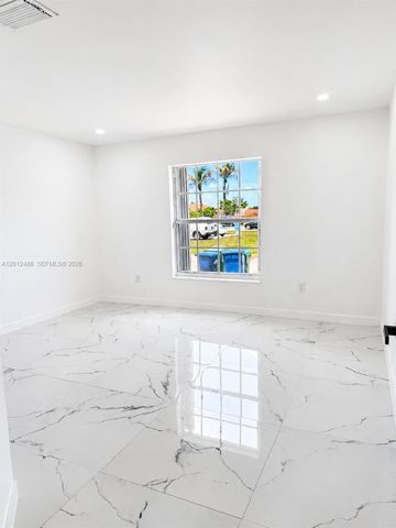 20107 NW 27th Cir, Miami Gardens, FL 33056