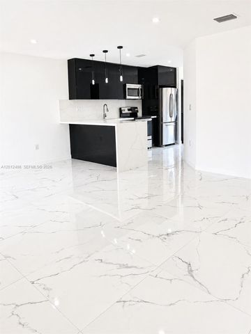 20107 NW 27th Cir, Miami Gardens, FL 33056