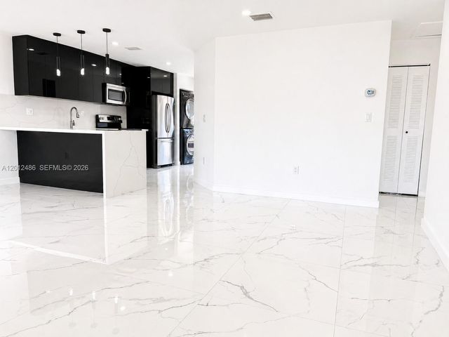 20107 NW 27th Cir, Miami Gardens, FL 33056